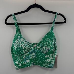 3For $20 No Boundaries Green Floral Top NWT size M